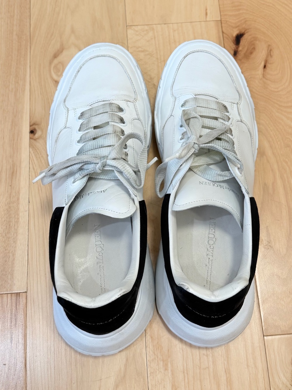 Alexander McQueen Men’s Oversized Court Trainer Sneakers - Picture 8 of 10